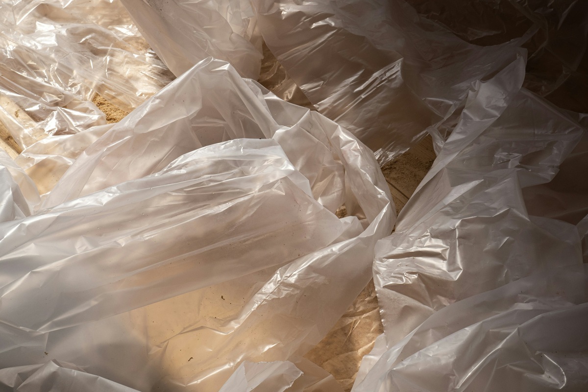 Thousands of homes to trial kerbside recycling of plastic bags and wrappers