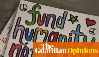 AI is generating a new wave of economic populism. It could be a tipping point | Robert Reich