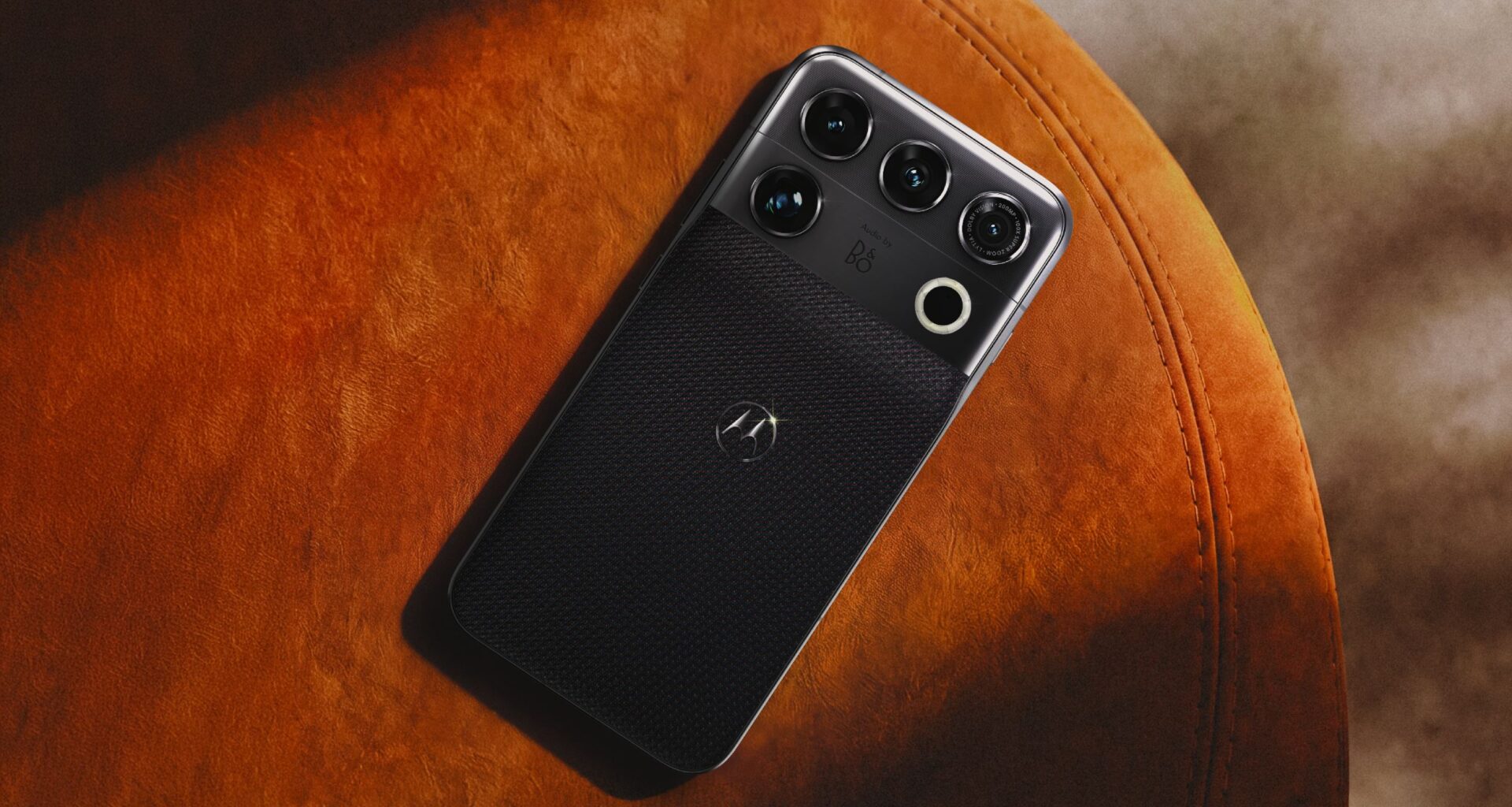 moto signature 27 hero