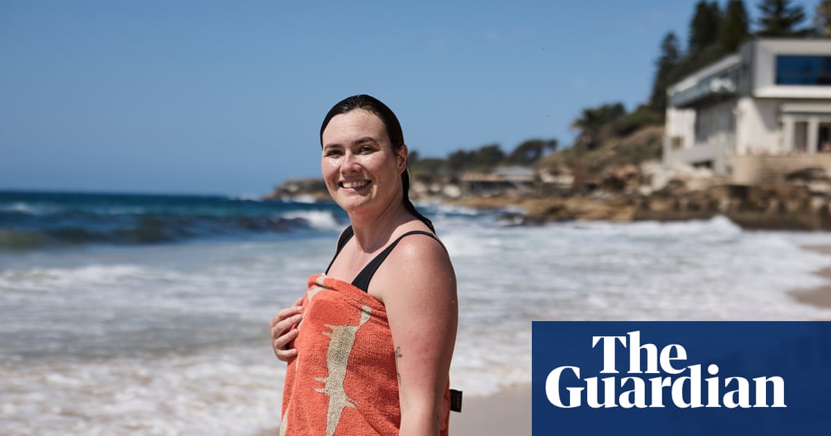 I went looking for the poo at Coogee beach but all I found was a beautiful day for a swim | New South Wales