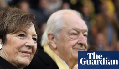 Michael Wynn-Jones, husband of Delia Smith, dies aged 85 | UK news