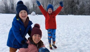 Mum with stage four cancer determined to see boys grow up