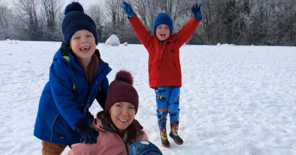 Mum with stage four cancer determined to see boys grow up