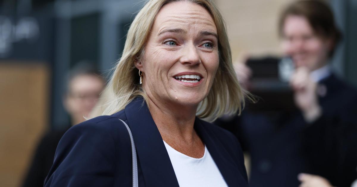 Sandie Peggie sues RCN as tribunal hears sick pay due to end