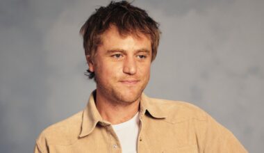 Harry Potter’s new star Johnny Flynn says private schools should be ‘burnt to the ground’