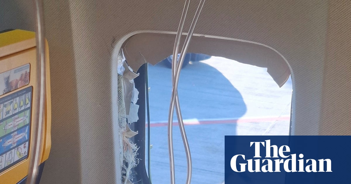 Ryanair will dispute passenger’s claim he was sucked out of window | Ryanair