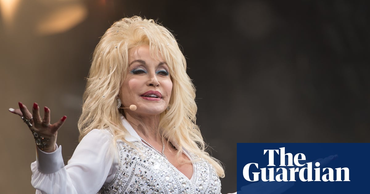 Dolly Parton estate in feud with nephew over alleged ‘warfare’ threats | Dolly Parton
