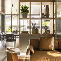 © Joana França Hug House / TTAD Arquitetura - Interior Photography, Wood, Table, Chair, Lighting