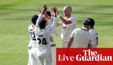 Warwickshire thrash Glamorgan and lay down gauntlet to rivals: county cricket, day two – as it happened | County Championship