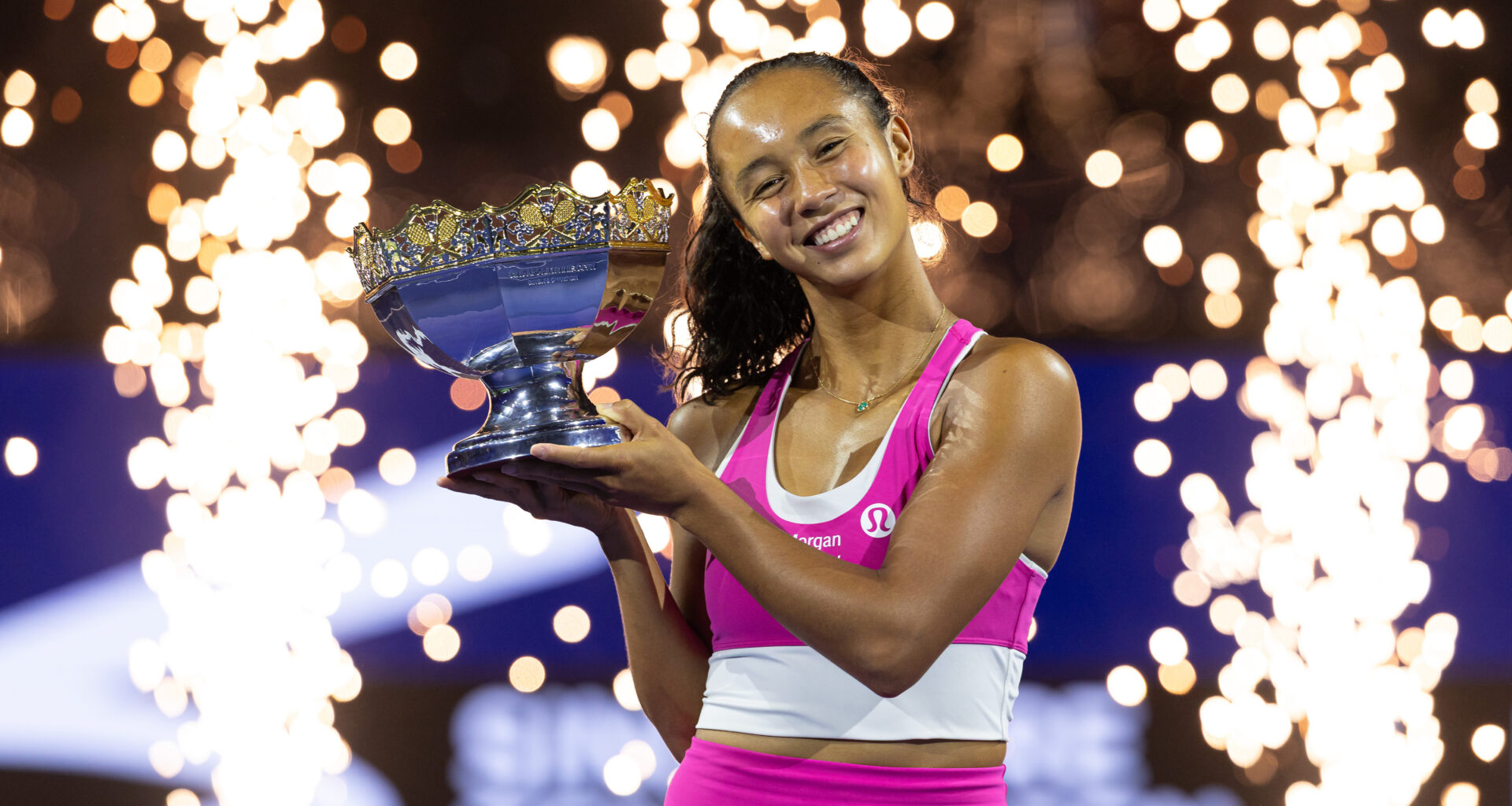Fernandez wins final nine games in Singapore to claim sixth career title