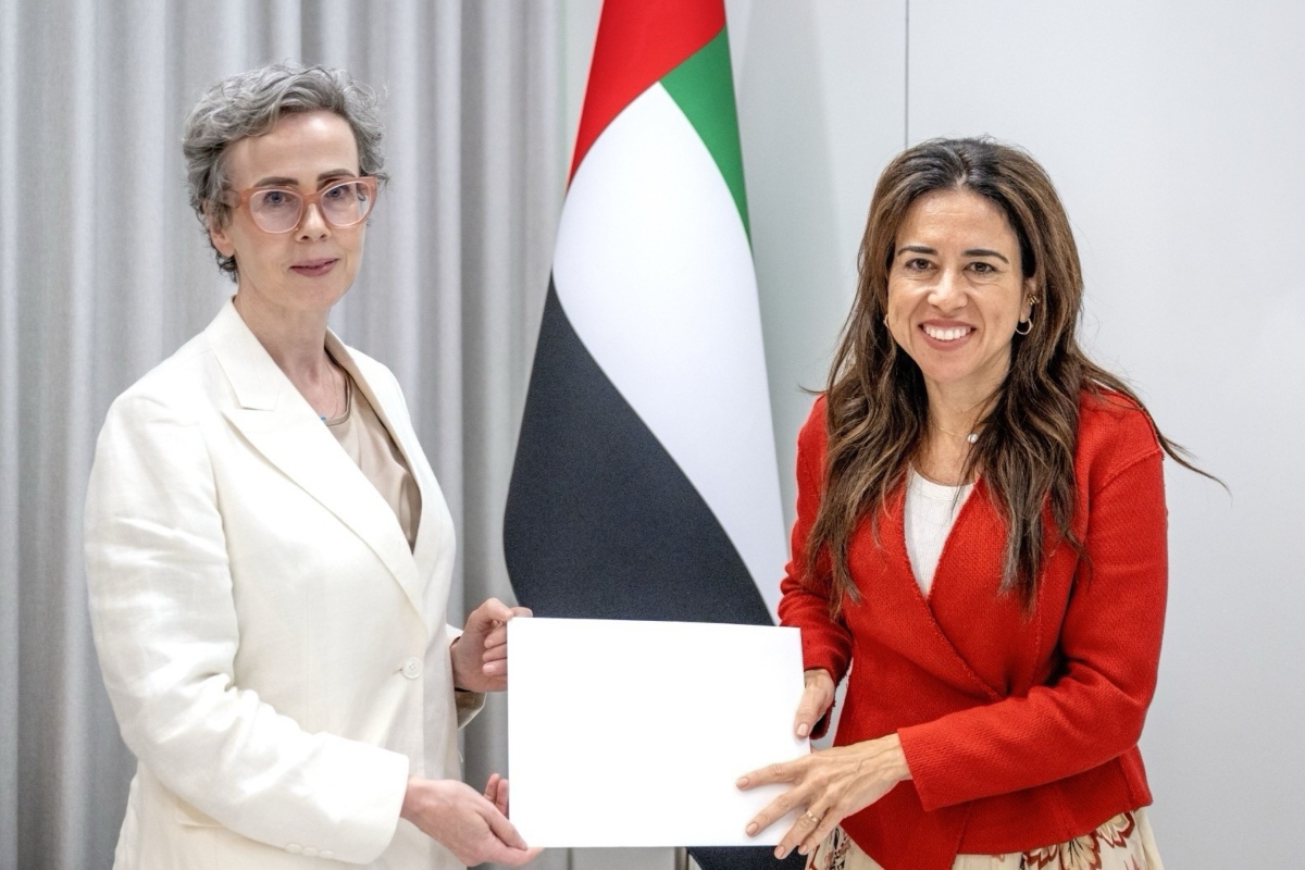 H.E. Lana Nusseibeh Receives Credentials Copy from Ambassador of the United Kingdom of Great Britain and Northern Ireland