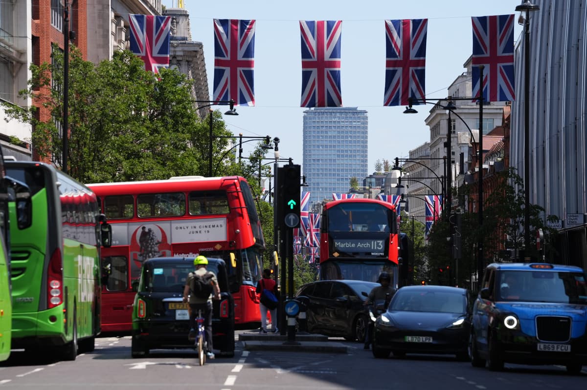 Government rejects council's 11th hour bid to delay Sadiq Khan's pedestrianisation of Oxford Street - London Evening Standard