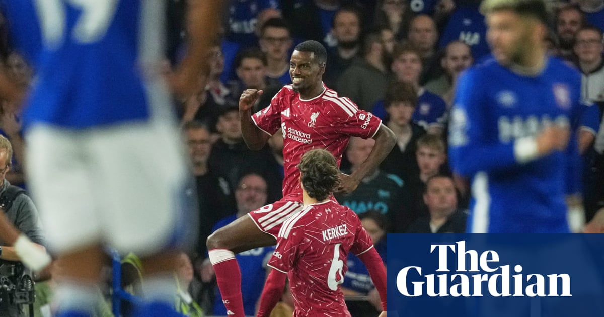 Isak’s rapid double sinks Ipswich to give Andoni Iraola first Liverpool win | Premier League