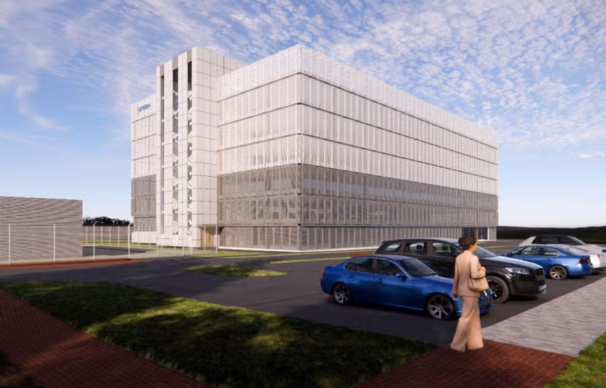 A large multi-storey car park is planned by lobal pharma company Ipsen at its manufacturing site on Wrexham Industrial Estate. The facility, for the company's staff, would be seven storeys tall and have 14 levels of parking