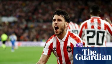 Enzo Le Fée makes amends from the spot as Sunderland overcome AZ | Europa League