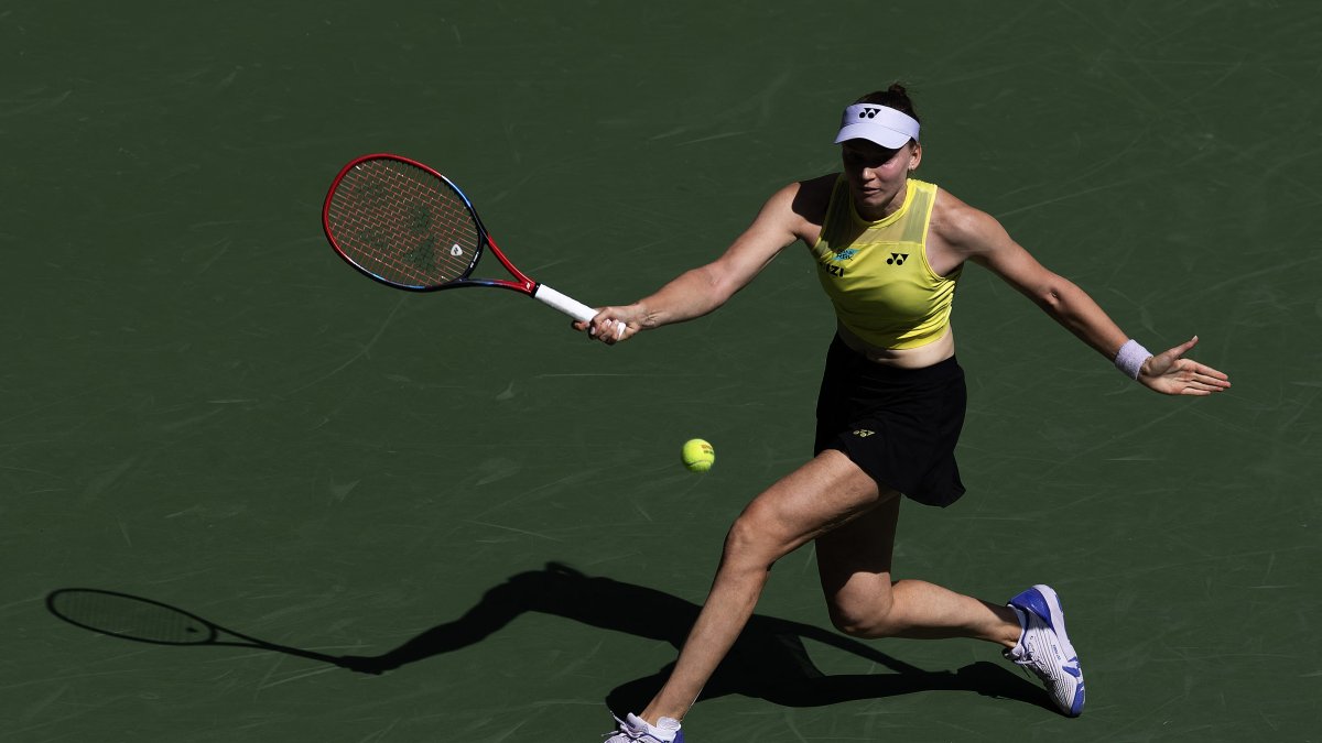 Rybakina reigns supreme as Gauff reaches US Open semifinal