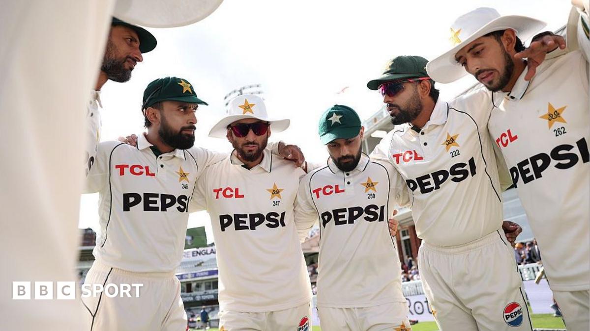 The Pakistan team huddle during the second Test against England at Lord's