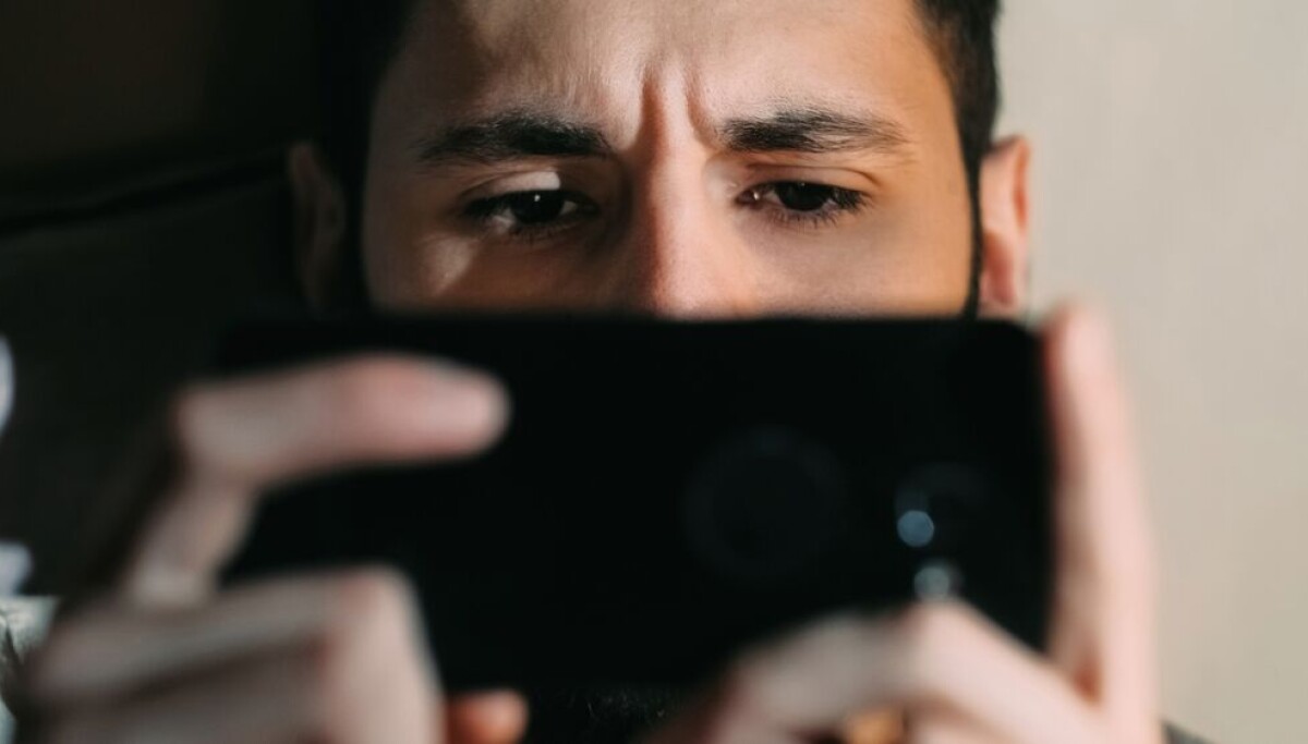 AI boom could wipe 230 million budget phones a year from the market