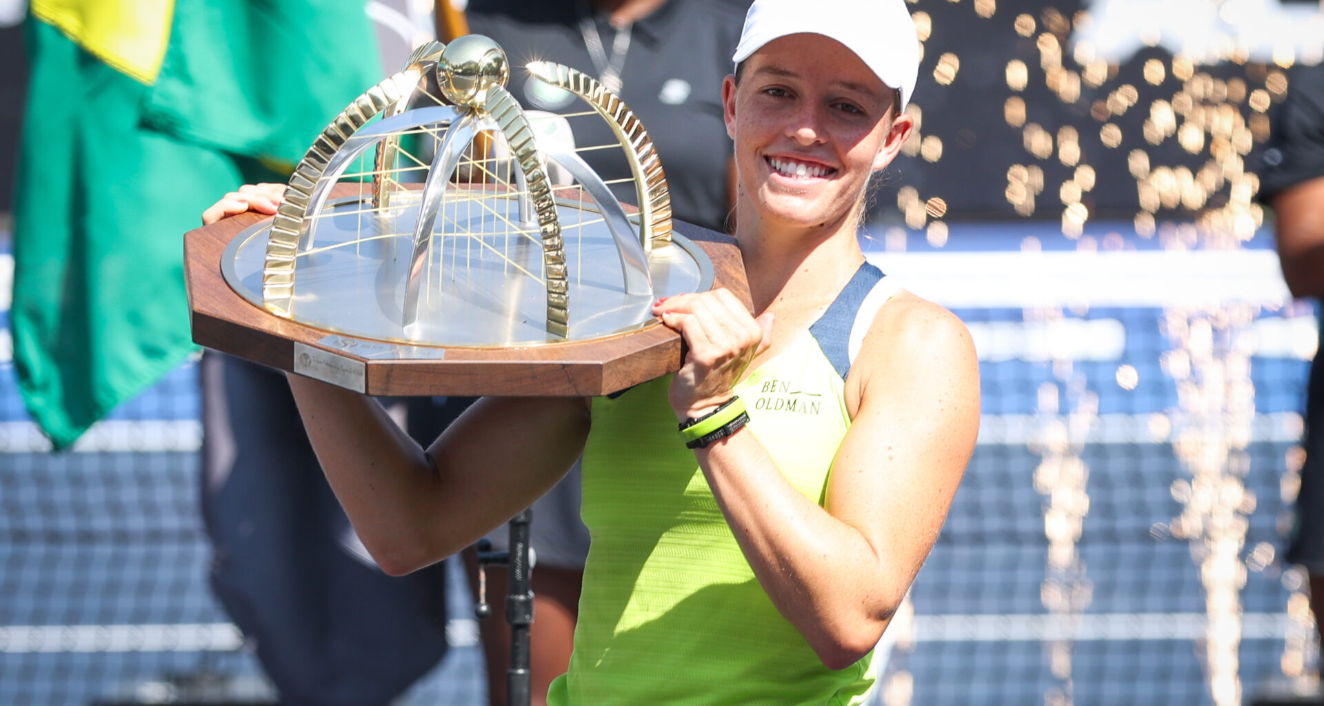 Quevedo pulls away late in Sao Paulo to secure first WTA title
