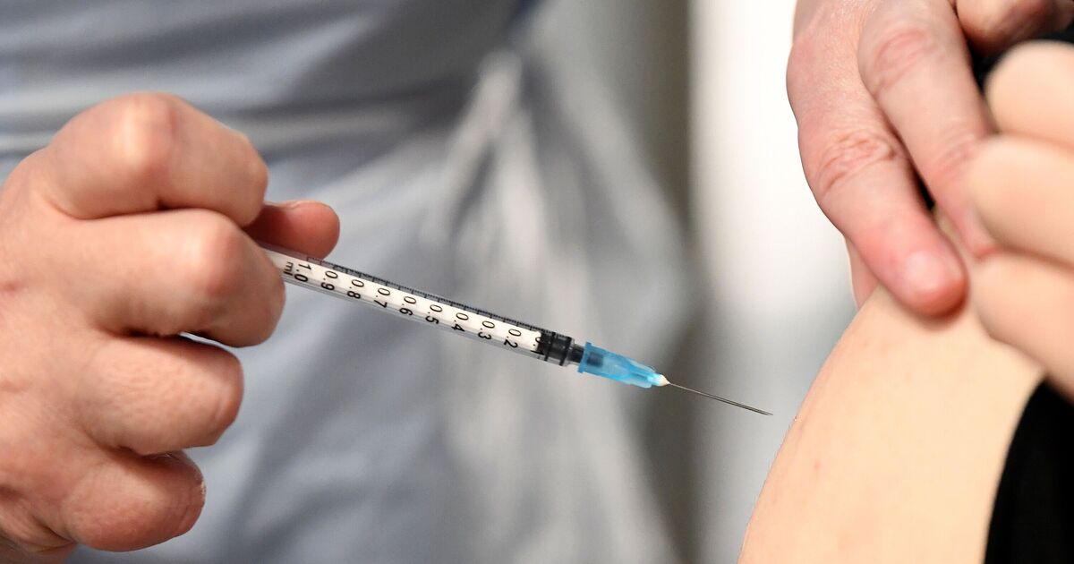 NHS confirms major vaccine rollout for pensioners aged between 65 and 74 | UK | News
