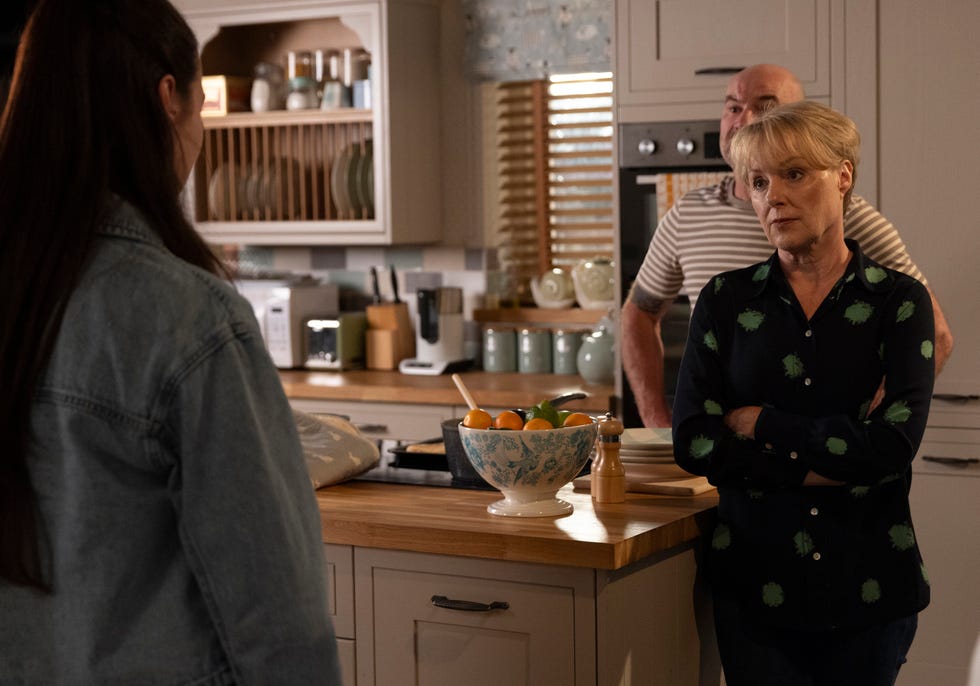 Lucy Parkinson, Tim Metcalfe, Sally Metcalfe, Coronation Street lucy parkinson, tim metcalfe, sally metcalfe, coronation street