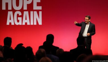 UK PM Burnham seeks 'hope again' at Labour Party conference