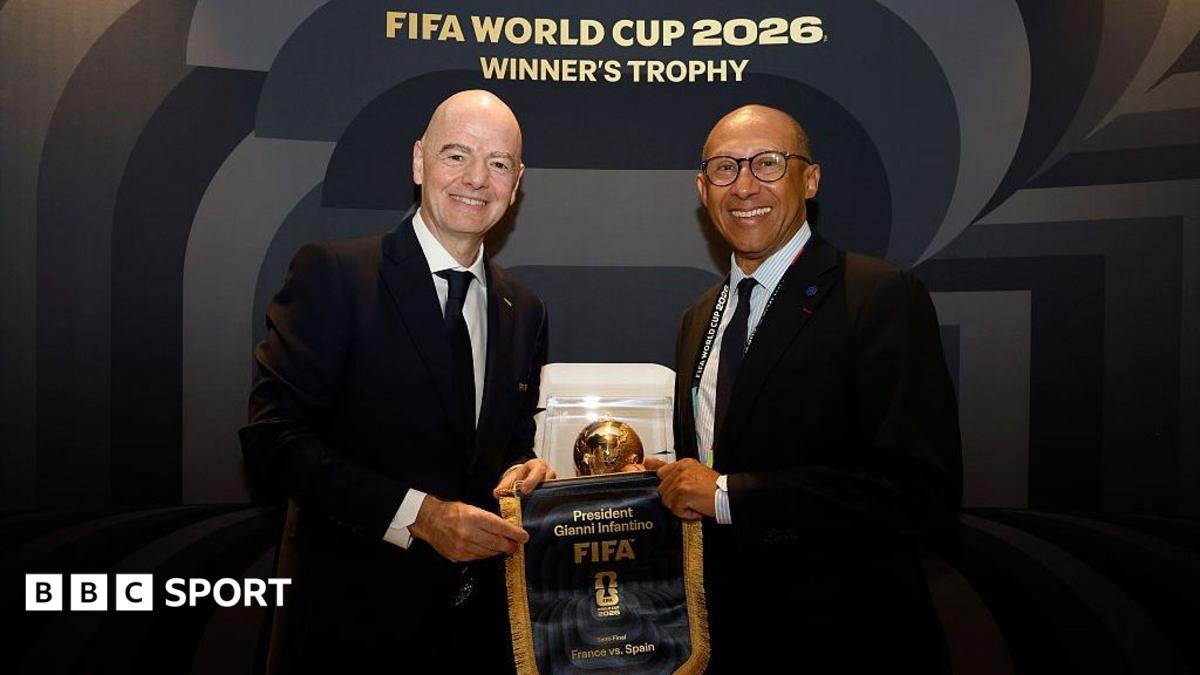 Gianni Infantino and Philippe Diallo
