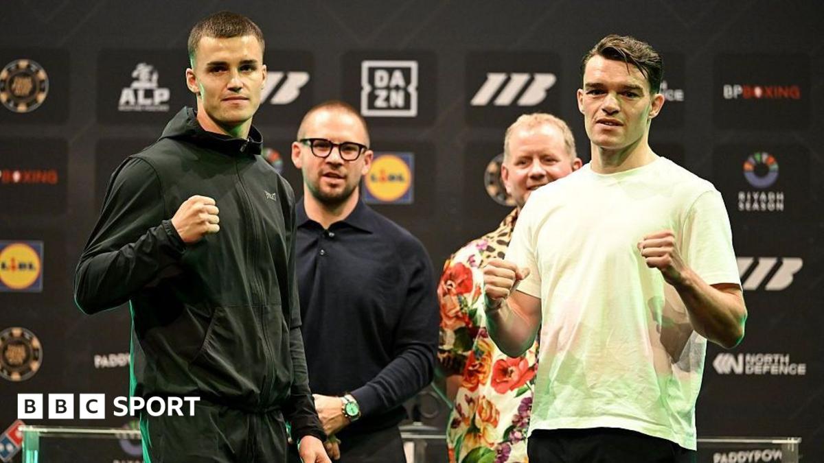 Taylor Bevan (left) poses for a photo with his opponent Emmet Brennan