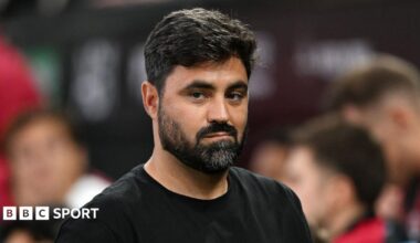 Vitor Matos on the touchline
