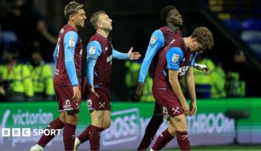 West Ham win at Bolton to go top of Championship; Southampton end Swansea's unbeaten start - as it happened