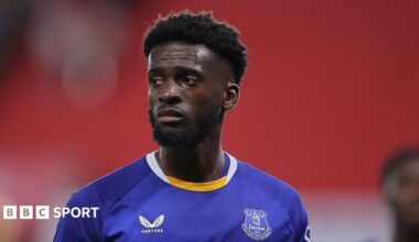 Tim Iroegbunam in Everton's blue shirt