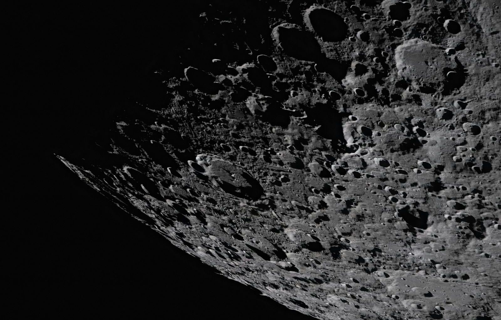 A new, huge crater has been discovered on the Moon