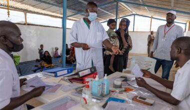 Sudan’s healthcare system on brink of collapse, MSF warns | Health News