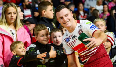 Super League Round 26 attendances as Leeds v Wigan sells out and Hull KR hit new club record