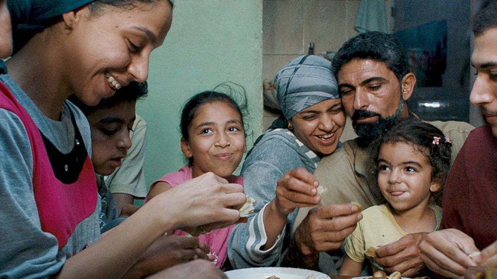 'Al Baraneya' Review: Director Ashgan El-Hamus' Impressive Debut