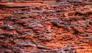 Scientists Determine Australia's Vast Red Deserts Could Fuel a Hydrogen-Powered Energy Revolution