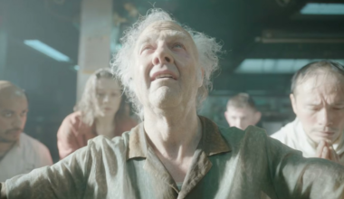 Tom Cruise Is Burning Down The House In Wacky Digger Trailer
