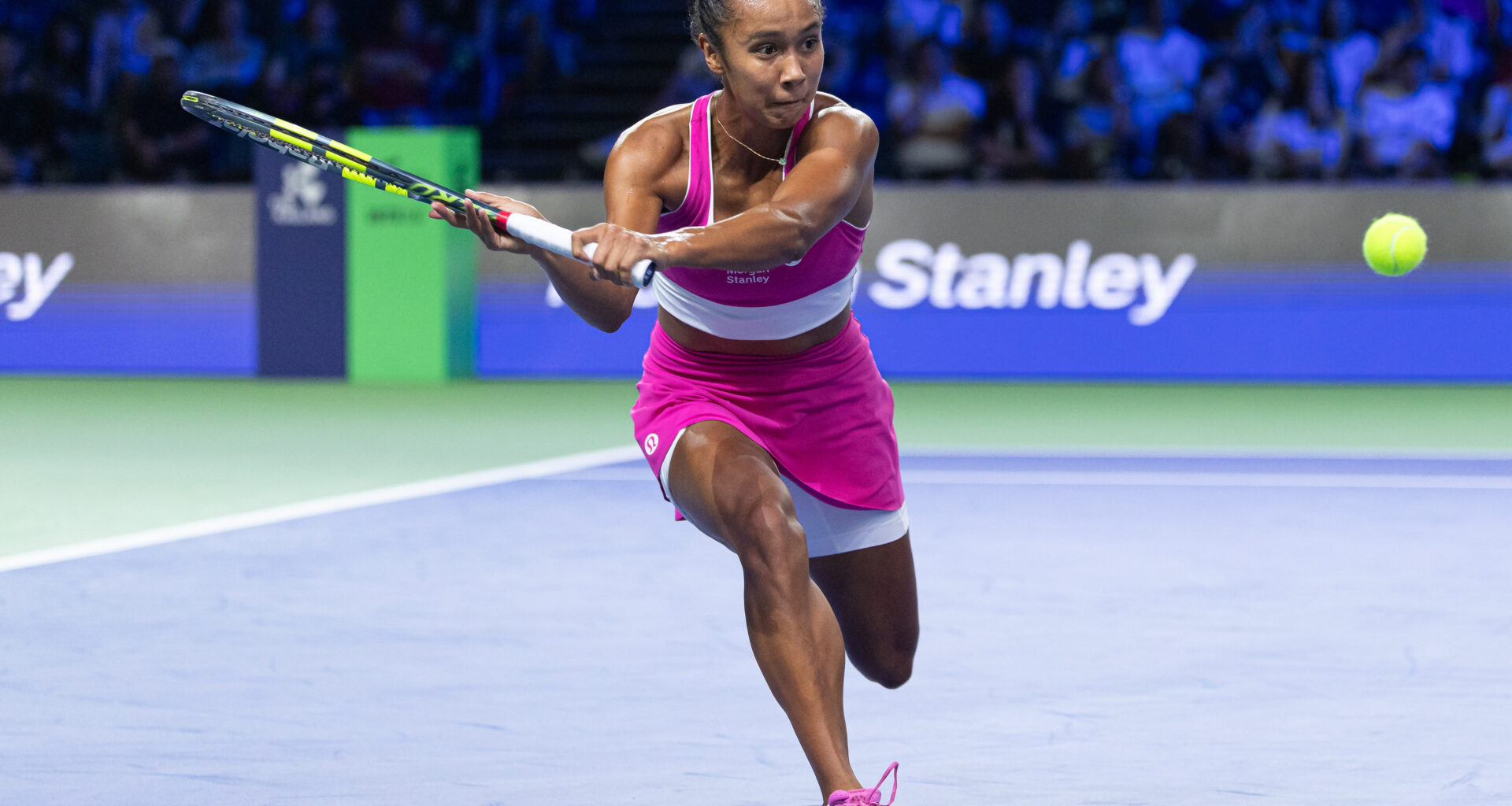 Fernandez overcomes Andreeva to reach first semifinal of 2026