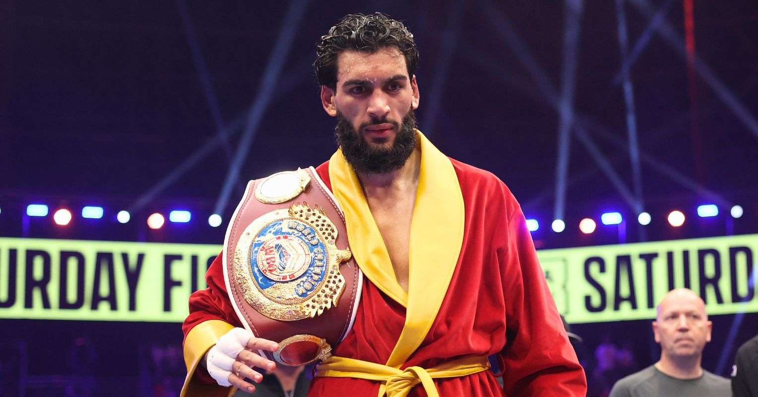 Hamzah Sheeraz granted extension for talks to face former champion who failed doping test