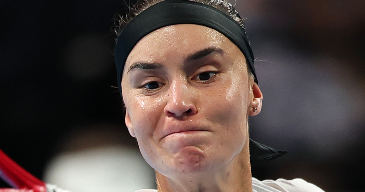 LIVE - ITA v UKR: 2026 Billie Jean King Cup Finals semi-final - Billie Jean King Cup - The World Cup of Tennis - Billie Jean King Cup