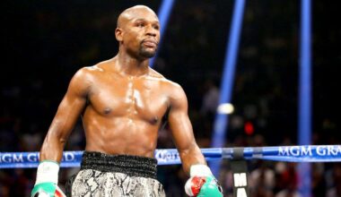 Robert Garcia says one active fighter has a more impressive career than Floyd Mayweather