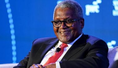 Dangote lists 40 approved banks, fintechs and mobile operators for Nigerians to buy refinery IPO shares