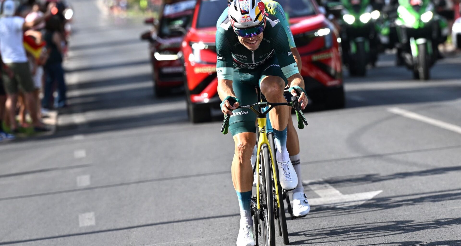 'I'm not coming back, I can't maintain this statistic' - Wout van Aert clinches second straight Vuelta a España victory in Córdoba