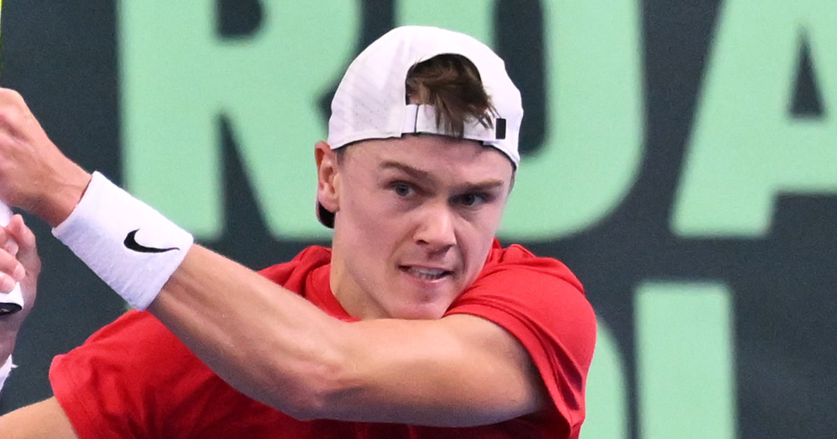 World Group wrap-up: Rune, Dimitrov shine on return; Brazil surge ahead of Switzerland on Day 1 - Davis Cup
