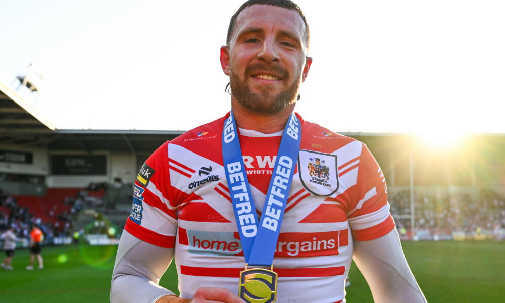 ‘I'd love to stay’ - Jackson Hastings on his St Helens' future as Leeds Rhinos links rubbished