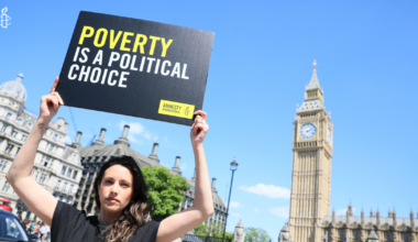 UK: Timms Review - 'Government must match promises of dignity with action on poverty' says Amnesty