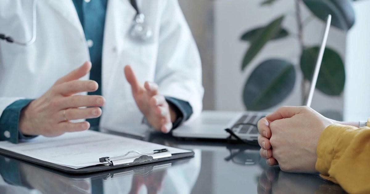 Doctor breached data rules in phone call during patient exam | News UK