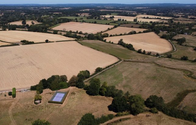 A drone view shows water levels recede at Ardingly Reservoir after Britain???s Environment Agency declared the East Midlands, Lincolnshire, Northamptonshire, Kent, East Sussex, Solent and South Downs regions in drought during the fifth heatwave of the year, near Ardingly, south???east Britain, August 12, 2026. REUTERS/Carlos Jasso