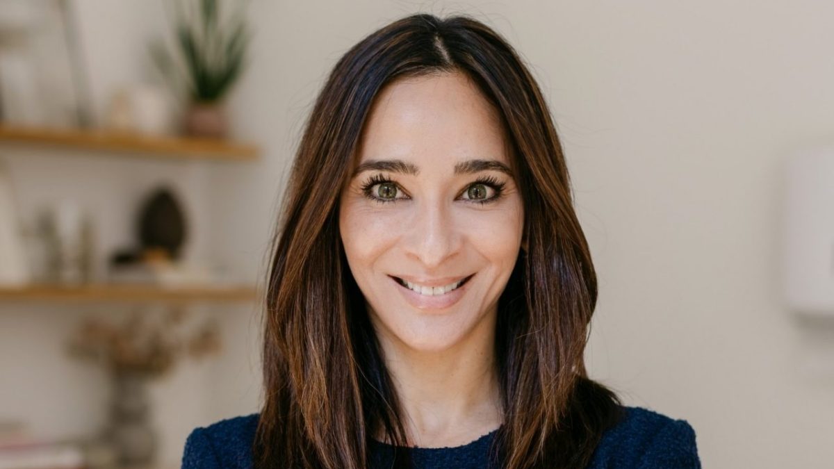 I asked nine health experts how they actually de-stress after a busy day