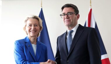 EU Brexit chief: UK can get a Canada-style membership deal